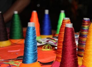 Torby na zakupy z resztek materiału